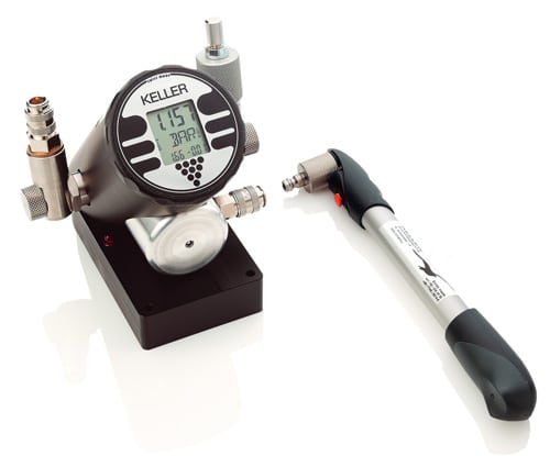 CURRENT / VOLTAGE CALIBRATORS